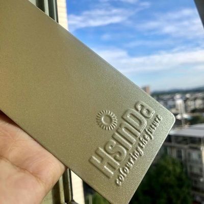 Покрытие эпоксидного полиэстера с металлическим эффектом для дверей